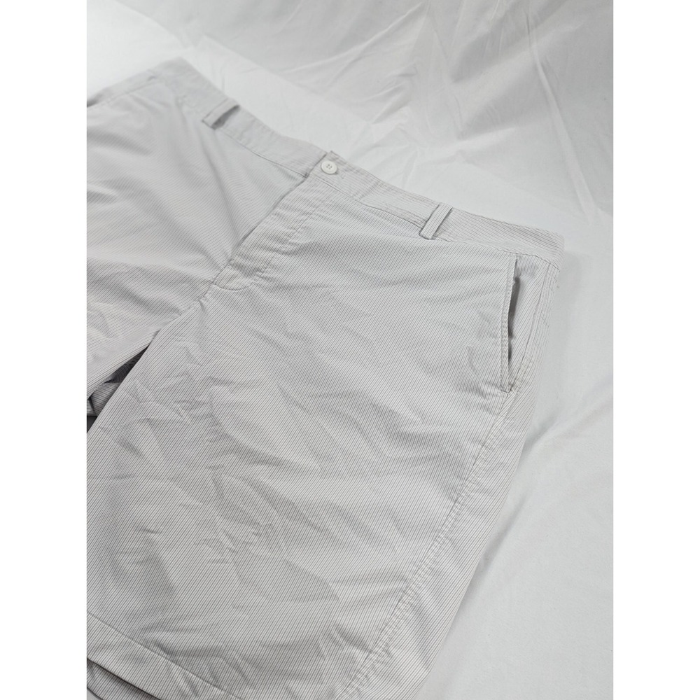 Under Armour Shorts Mens 42 Seersucker Performance Casual Chino Flat Front Nylon